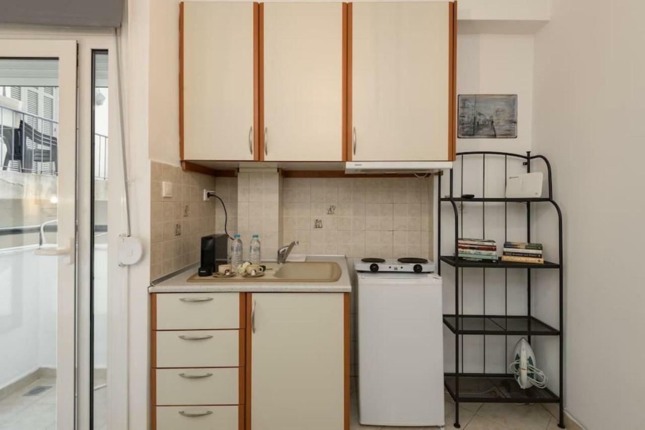 Central Studio! Fiber Wifi, Ac, Private, Self Check-In! Thessaloniki Exterior photo
